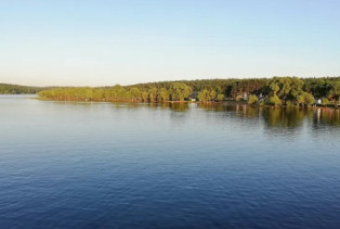 Озернинское водохранилище – отличная рыбалка и песчаные пляжи